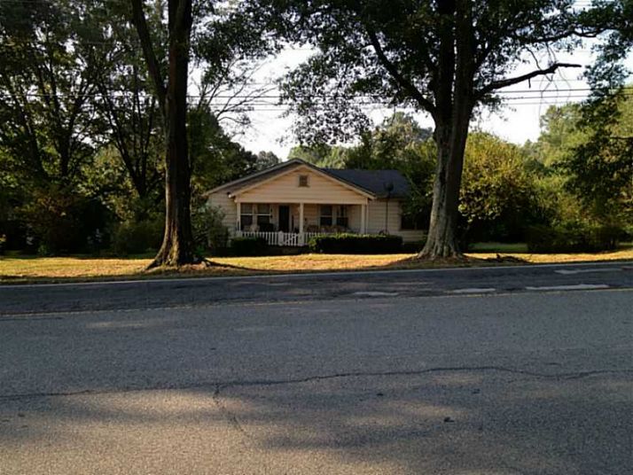9384 Cumming Highway, Canton, GA 30115