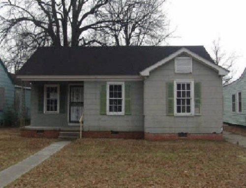 642 Cherry St, Clarksdale, MS 38614