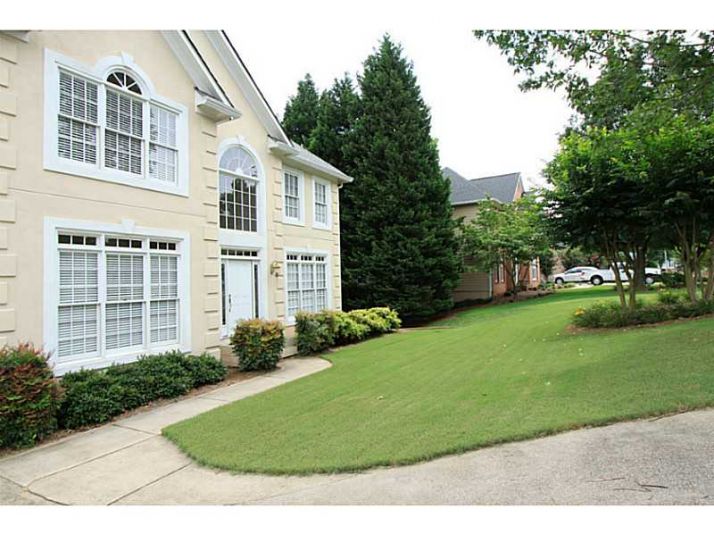 290 Wexford Overlook Drive, Roswell, GA 30075