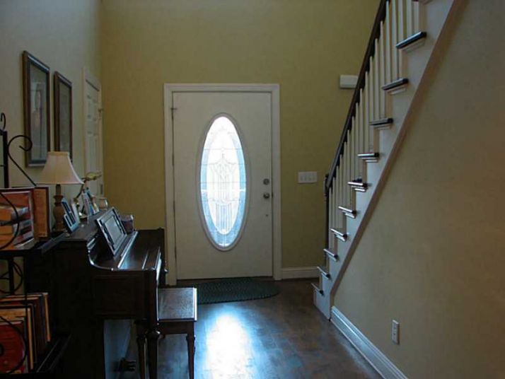 821 Kennedy Court, Loganville, GA 30052