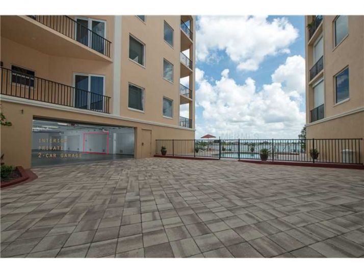 240 108th Ave #102, Saint Petersburg, FL 33706