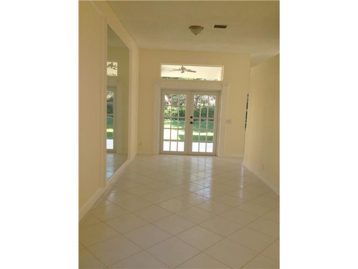 1343 BANYAN WY, Fort Lauderdale, FL 33327
