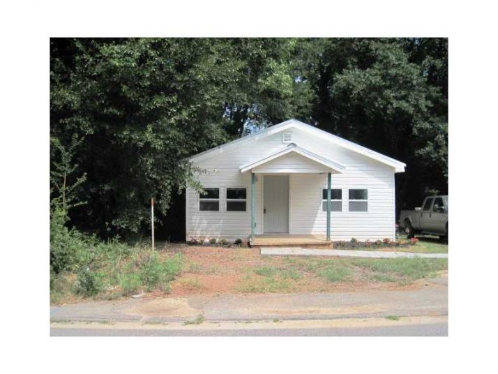 322 Walker Drive, Monroe, GA 30655