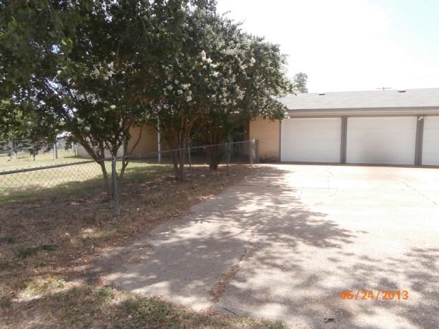 15528 Old China Spring Rd, China Spring, TX 76633