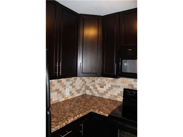 1300 MOFFETT # 106, Hallandale, FL 33009
