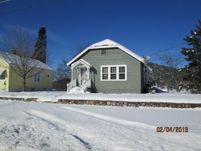 108 E Lake St, Friendship, WI 53934