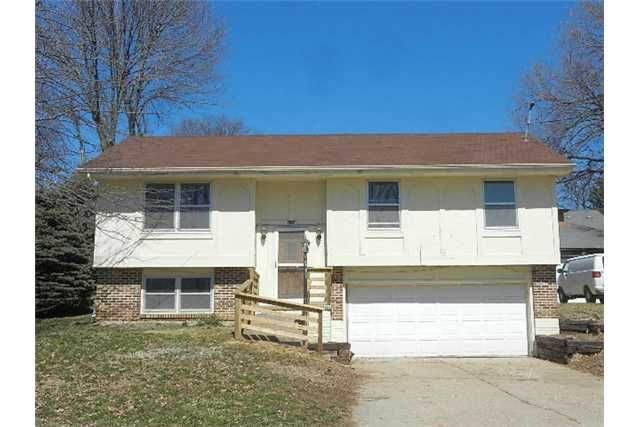 2624 Boyd St, Des Moines, IA 50317