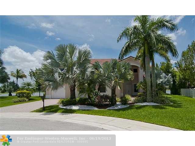 1050 NAUTICA DR, Fort Lauderdale, FL 33327