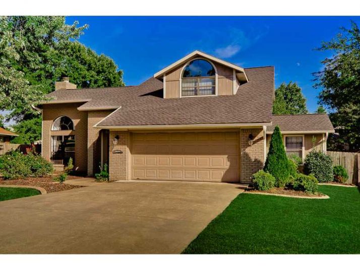 1306 NW K ST, Bentonville, AR 72712