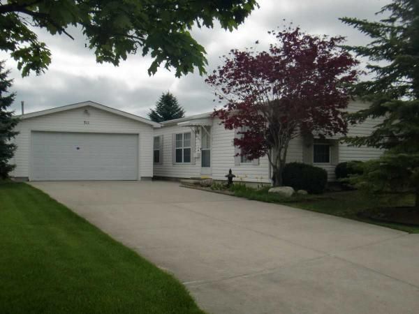 311 Cadgewith West, Lansing, MI 48906