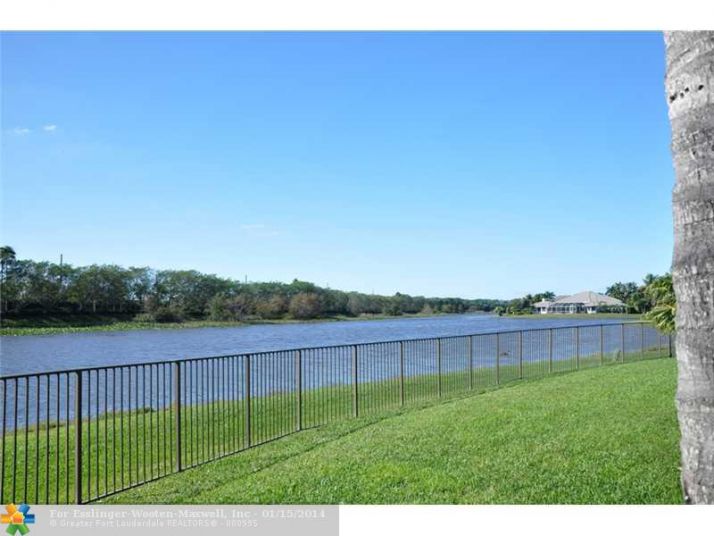 251 LANDINGS BLVD, Fort Lauderdale, FL 33327