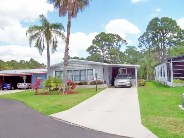 1494 GULFCOAST DR, #H23, Naples, FL 34110