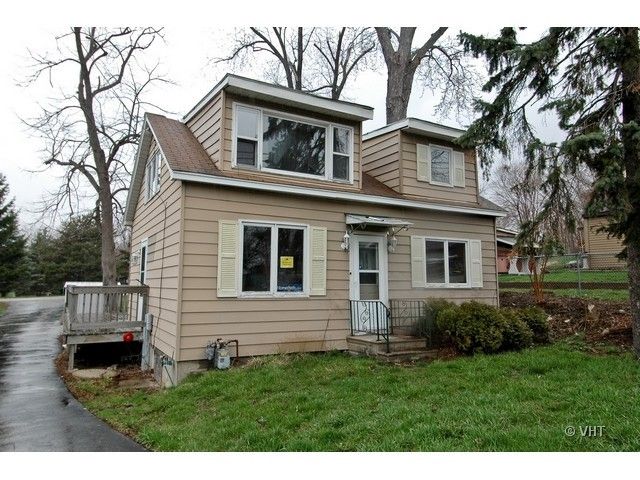5117 N Leeside St, Mchenry, IL 60050