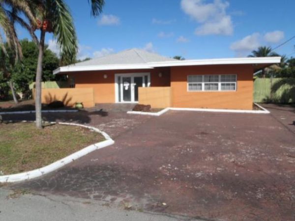 255 Sw 14th Pl, Boca Raton, FL 33432