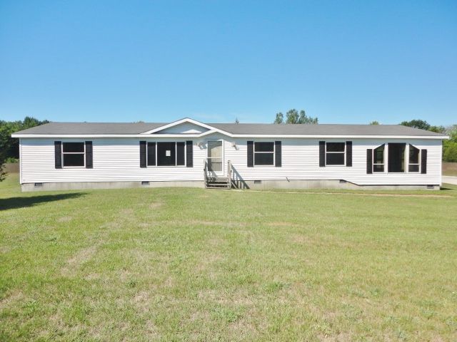 11134 S Nottawa Rd, Riverdale, MI 48877