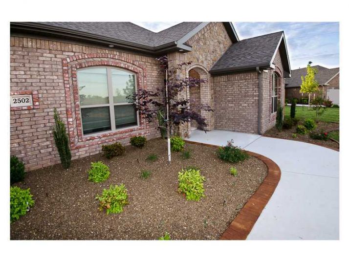 3405 NW EDGEWOOD AVE, Bentonville, AR 72712