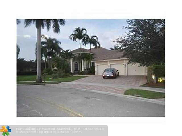 2476 POINCIANA LN, Fort Lauderdale, FL 33327