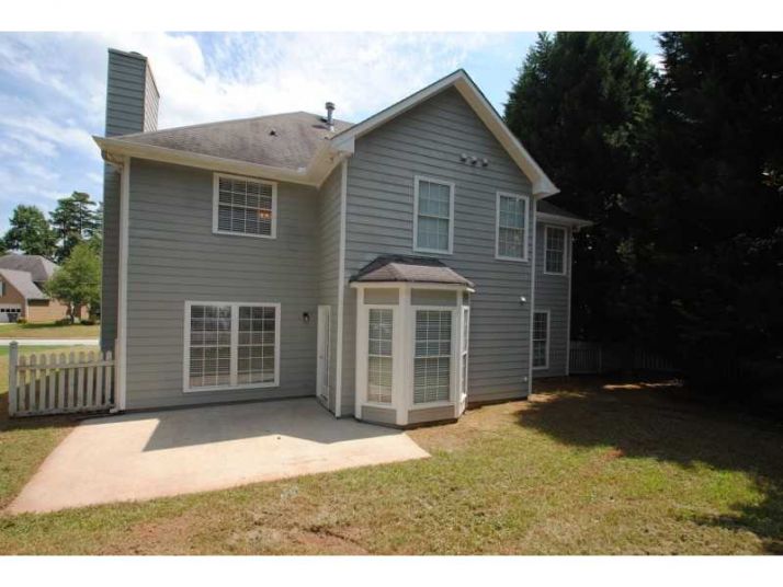 2560 Suwanee Lakes Trail, Suwanee, GA 30024