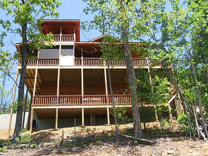450 Geronimo Road, Blue Ridge, GA 30513