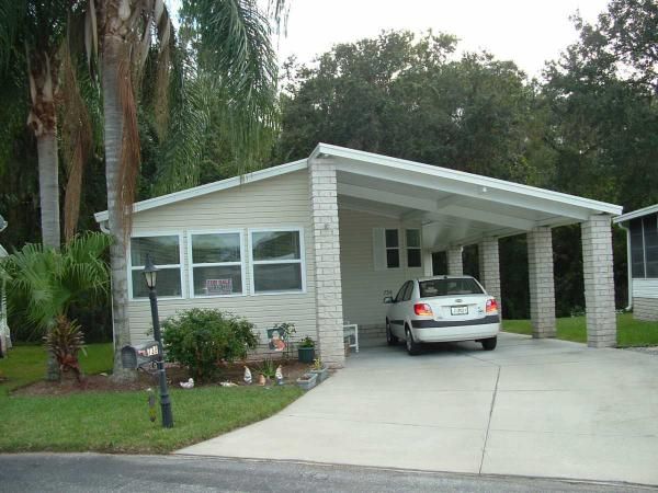 738 Gladiola Dr., Auburndale, FL 33823