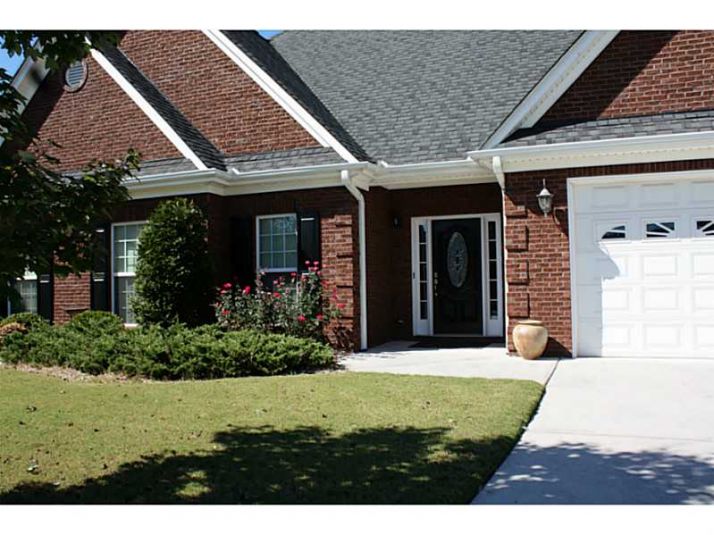 418 Myrtle Court, Loganville, GA 30052