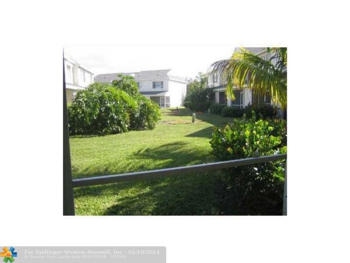 10 Whitehead Cir # 10, Fort Lauderdale, FL 33326