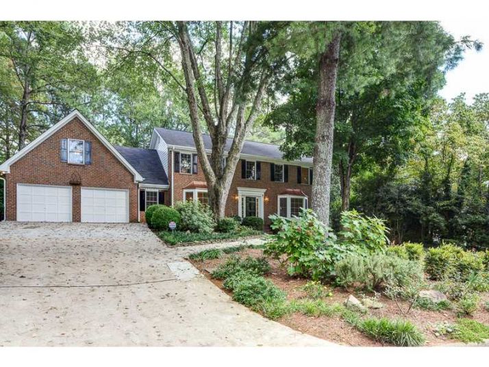 6870 Lisa Lane, Atlanta, GA 30328