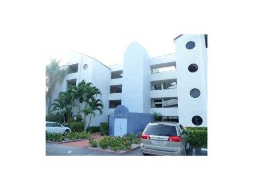 21075 NE 34 AV # 105-2, Miami, FL 33180