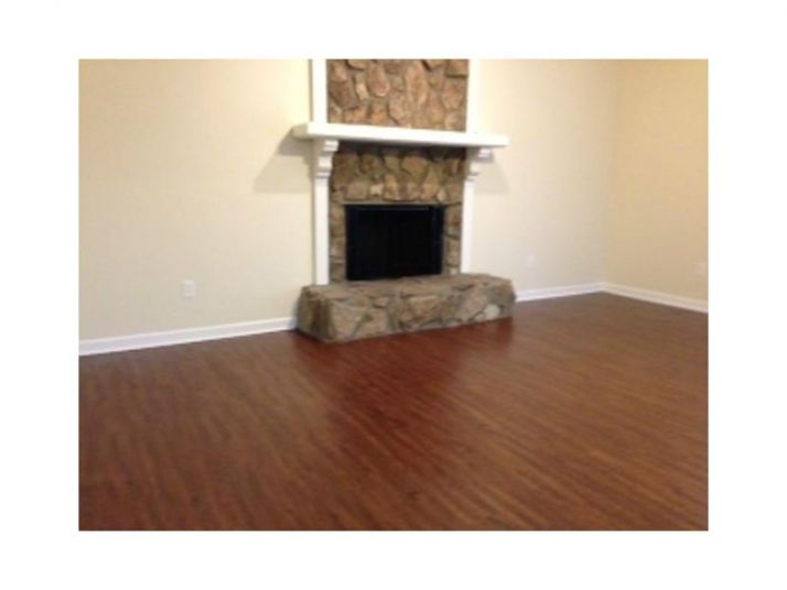 8671 Woodside Lane, Jonesboro, GA 30238