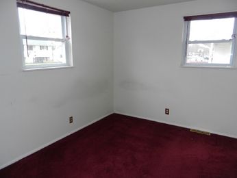 909 Mayfield Drive, Troy, OH 45373