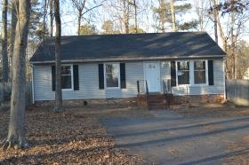 512 Montgomery Dr, Ruther Glen, VA 22546