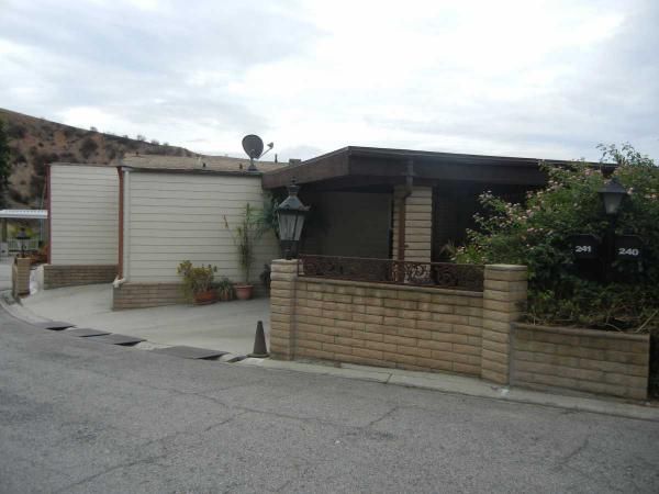 4040 E Piedmont Dr Sp 241, Highland, CA 92346