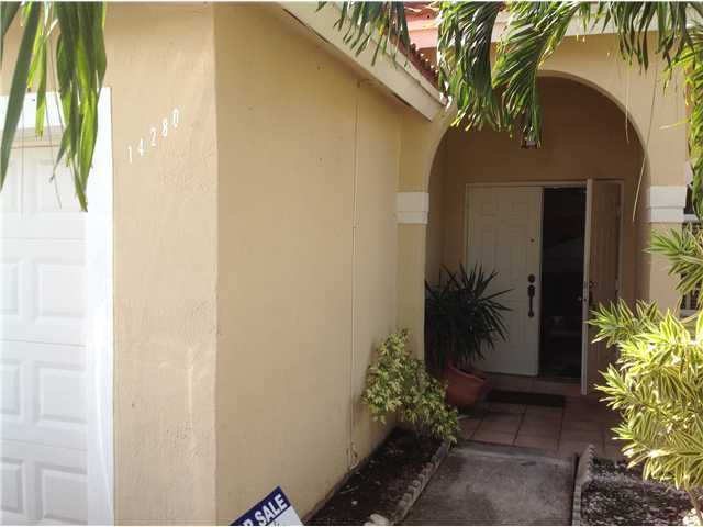 14280 SW 115 TE, Miami, FL 33186