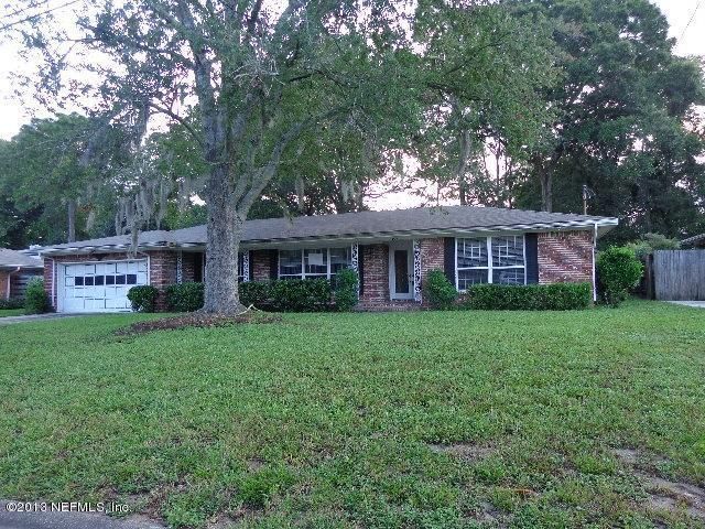 1031 Parkridge Cir, Jacksonville, FL 32211