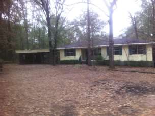 47 Lake Susie Rd, Hawkinsville, GA 31036