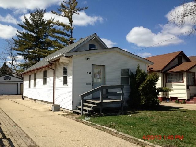 574 Washington Park, Waukegan, IL 60085