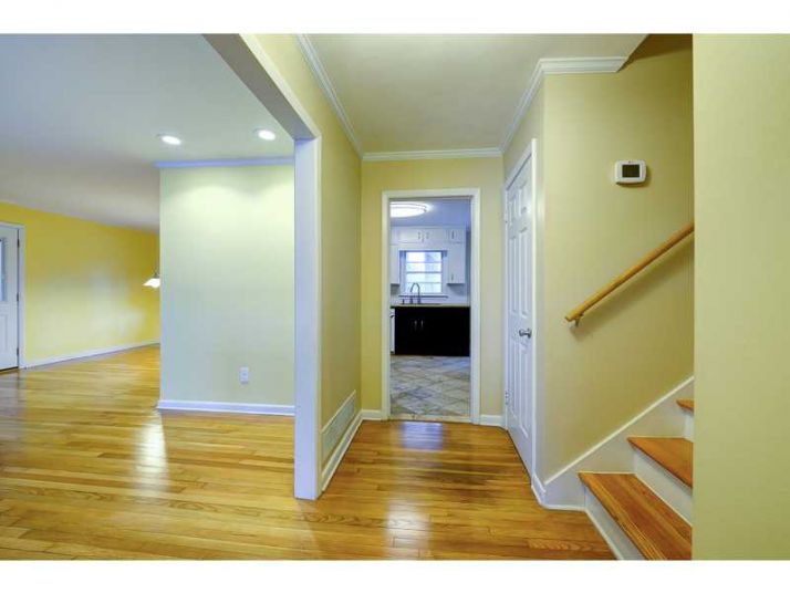 2585 Raintree Drive Ne, Atlanta, GA 30345