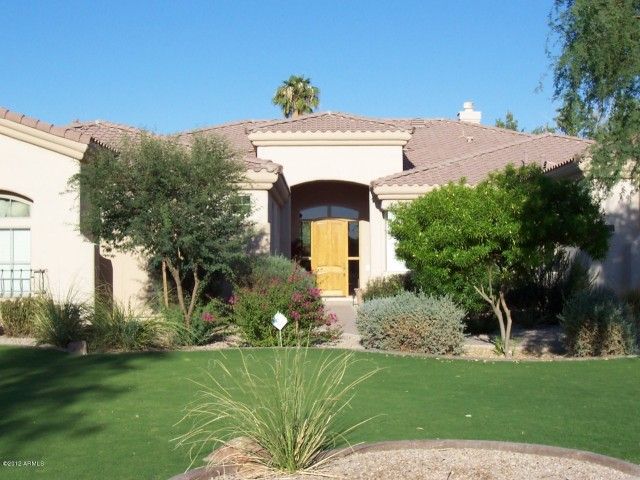 378 E Clifton CT, Gilbert, AZ 85295