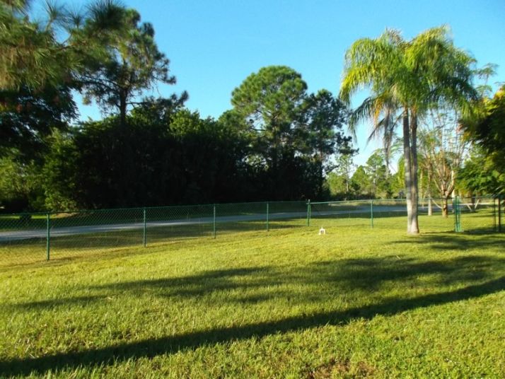 1100 Eighth Ave., Lehigh Acres, FL 33972