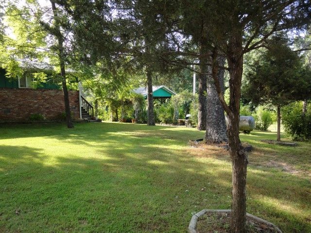 17 Immokalee Drive, Cherokee Village, AR 72529