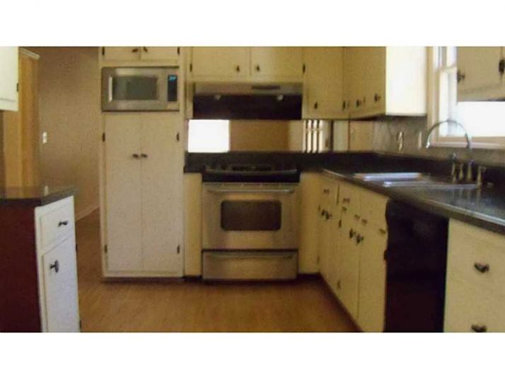 2125 Vine Street, Snellville, GA 30078