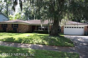 8408 Brierwood Rd, Jacksonville, FL 32217