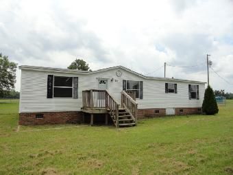 287 Davistown Mercer Rd, Pinetops, NC 27864