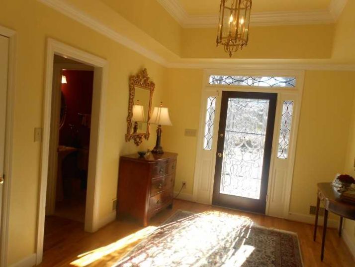 785 Weatherly Lane, Atlanta, GA 30328