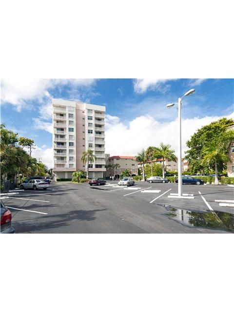 3113 S OCEAN DR # 207, Hallandale, FL 33009