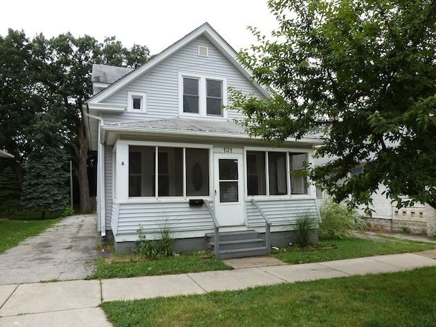 131 Evans Ave, Aurora, IL 60505