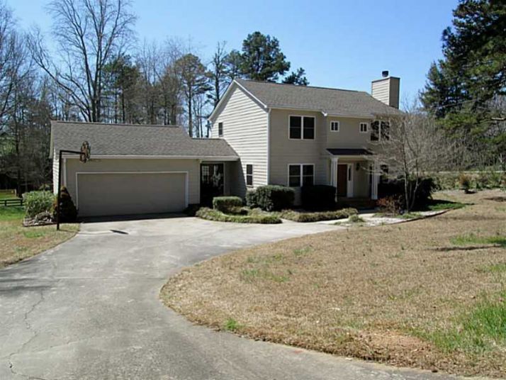 3704 Corinth Drive, Gainesville, GA 30506