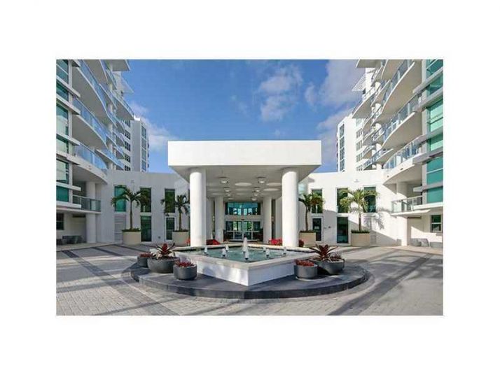 3131 NE 188 ST # 1-606, Miami, FL 33180