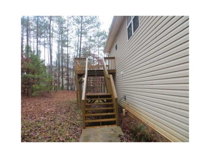 190 Thompson Hill Overlook, Whitesburg, GA 30185