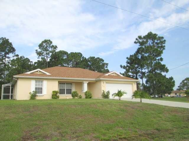1054 Shoreland Ave, Lehigh Acres, FL 33974